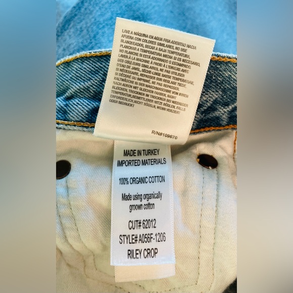 AGOLDE Riley High Rise Crop Jean - Picture 11 of 17